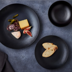 Caviar round plate 20 cm - Maxwell & Williams