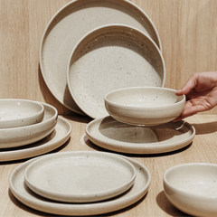 Uno Speckle Nature Stoneware Serving Bowl 22 cm - Mesa Ceramics
